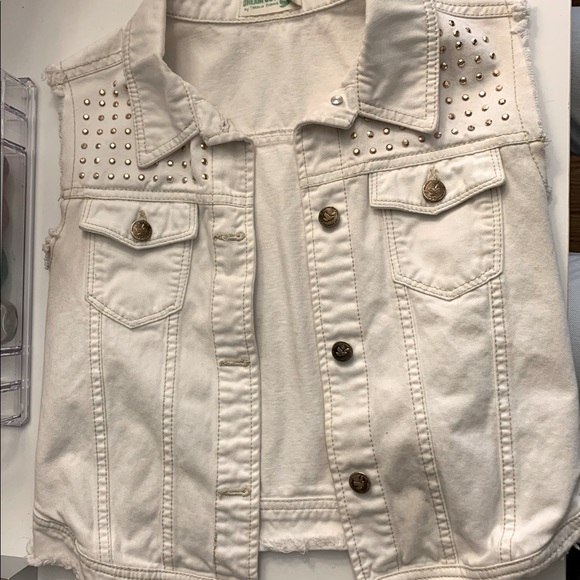 Women’s short sleeve jean jacket size medium - Picture 1 of 2